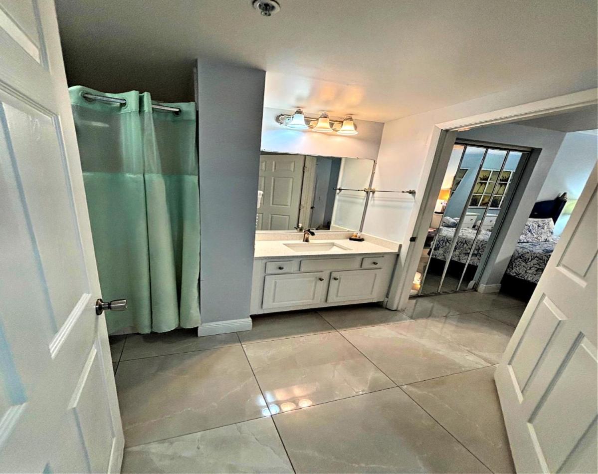 Vacation In Comfort And Luxury - 1Br Direct Oceanfront - Wyndham Ocean Walk Resort 1307 Daytona Beach Eksteriør bilde